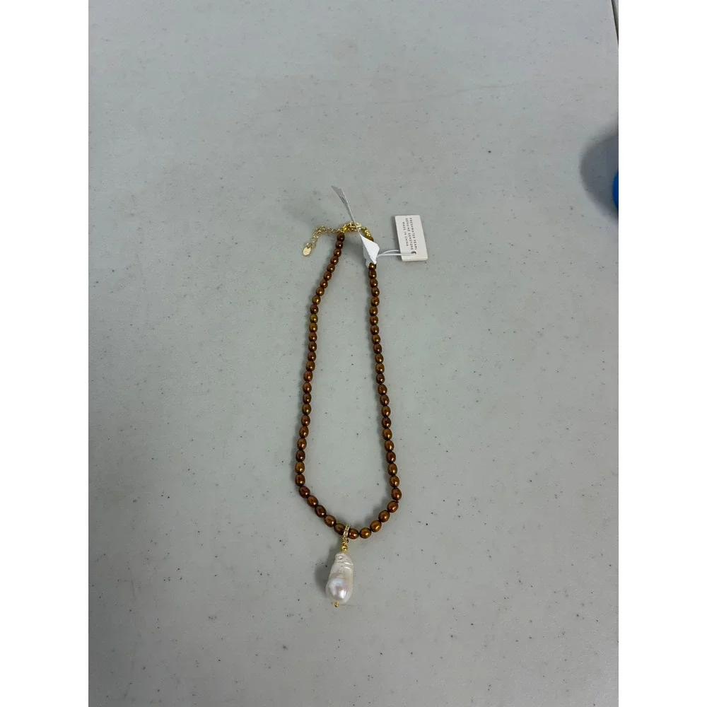 Iris & Lily Brown Freshwater Pearl Necklace with White Baroque Pearl Pendant NEW - Picture 6 of 6